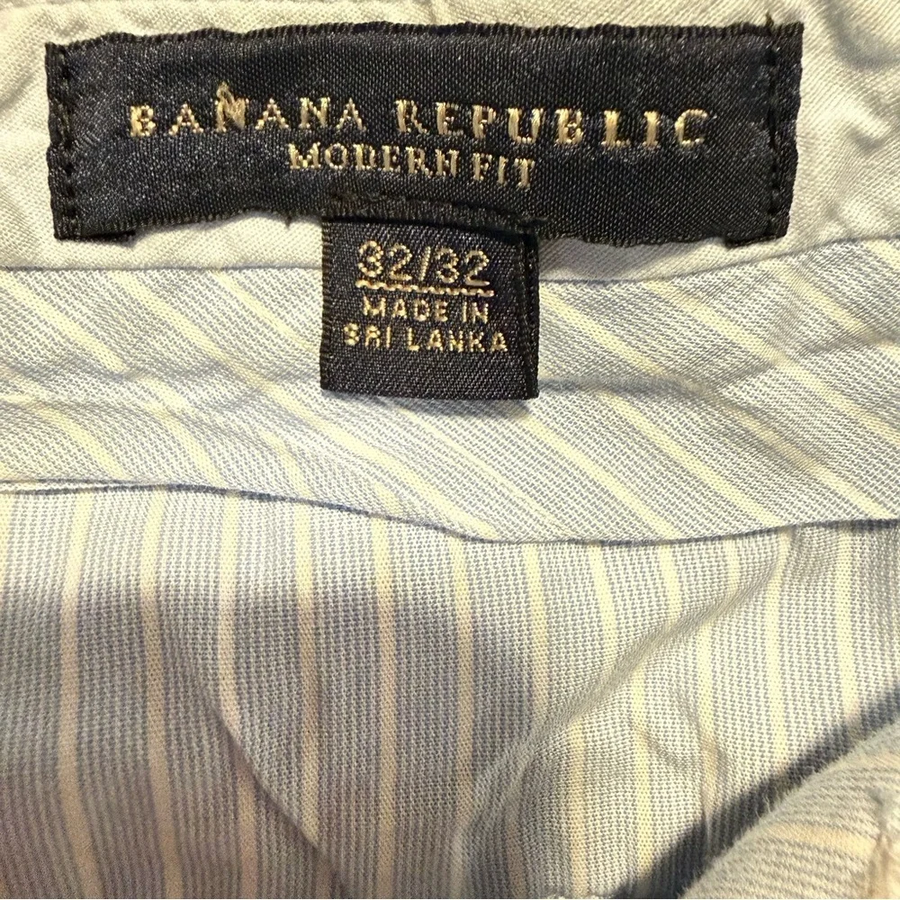 Banana Republic Men's Khaki Chinos